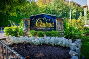 Entrance to Chateau Bothell Landing